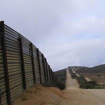 Migrante mexicano deportado de EE.UU. se suicida tras cruzar la frontera