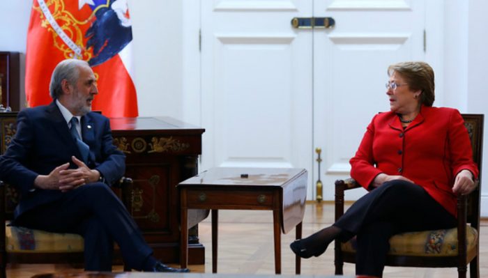 OAS y la investigación de la campaña de Bachelet: la prueba de la blancura del fiscal Abbott OAS y la investigación de la campaña de Bachelet: la prueba de la blancura del fiscal Abbott