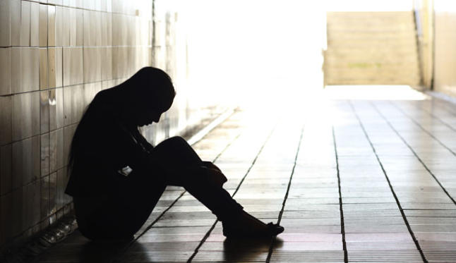 Chile se ubica por sobre el promedio mundial en índice de depresión según nuevo informe de la OMS