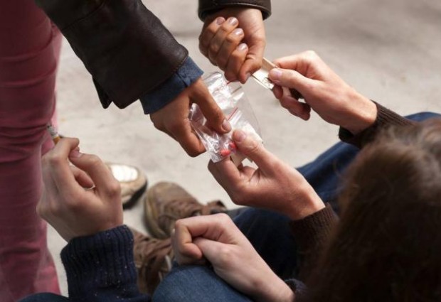 El abuso de drogas en adolescentes se puede predecir por la manera en que reacciona el cerebro ante ciertos estímulos El abuso de drogas en adolescentes se puede predecir por la manera en que reacciona el cerebro ante ciertos estímulos