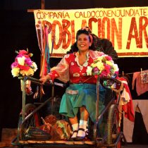 Festival gratuito de teatro callejero “La Santa Comedia” en Santa Cruz