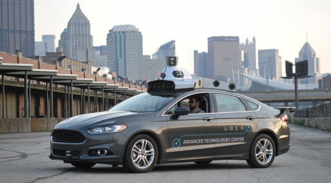 Alphabet, la matriz de Google, acusa a Uber de robar tecnologías de sus autos sin conductor Alphabet, la matriz de Google, acusa a Uber de robar tecnologías de sus autos sin conductor