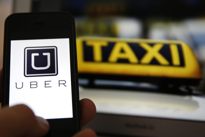 Taxista que increpó a ministro de Transportes por Uber le manda recado al gobierno: 