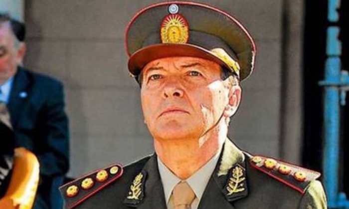 El jefe del Ejército Argentino durante el gobierno de Cristina es procesado por desaparición de conscripto