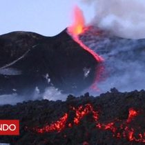 [VIDEO] La espectacular erupción del Monte Etna, uno de los volcanes más activos del mundo
