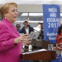 Bachelet inaugura año escolar en la Araucanía y pide 