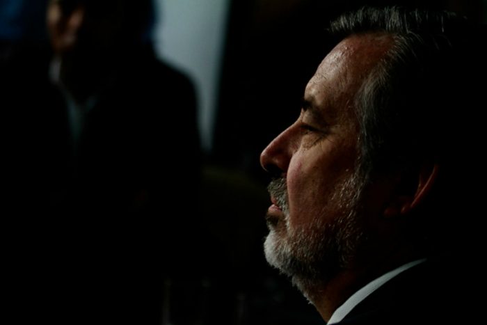 Alejandro Guillier: lo viejo, lo nuevo y las contradicciones en la Nueva Mayoría Alejandro Guillier: lo viejo, lo nuevo y las contradicciones en la Nueva Mayoría