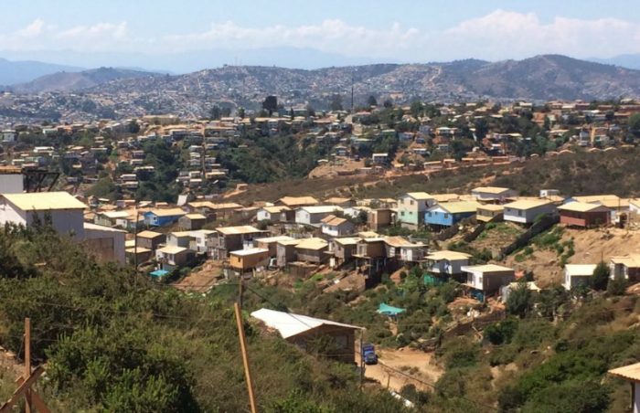 Vulnerabilidad de campamentos en Chile y riesgo de desastres Vulnerabilidad de campamentos en Chile y riesgo de desastres