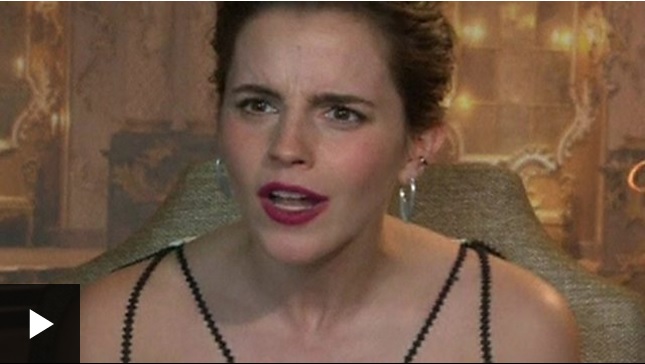 «No sé qué tiene que ver el feminismo con mis tetas»: la actriz Emma Watson responde a la controversia sobre sus fotos en la revista Vanity Fair «No sé qué tiene que ver el feminismo con mis tetas»: la actriz Emma Watson responde a la controversia sobre sus fotos en la revista Vanity Fair