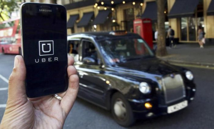 Conductores de Uber en Londres tendrán que rendir prueba de inglés