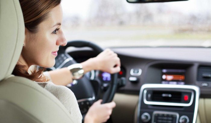 Ser mujer y conductora de Uber: el trabajo ideal que hoy parece de alto riesgo por asaltos y ataques