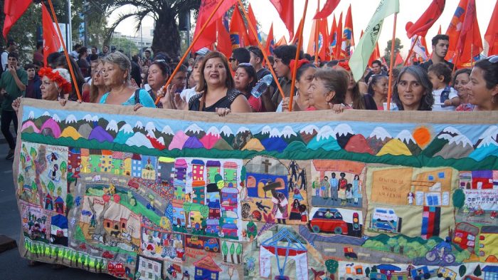 Marcha por Día Internacional de la Mujer: un carnaval alegre, artístico, colorido y profundo que llenó las calles del país