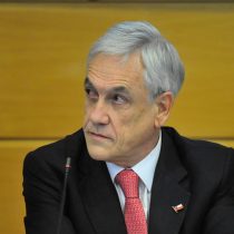 Piñera siente la presión y evalúa anunciar esquema de fideicomiso en mayo