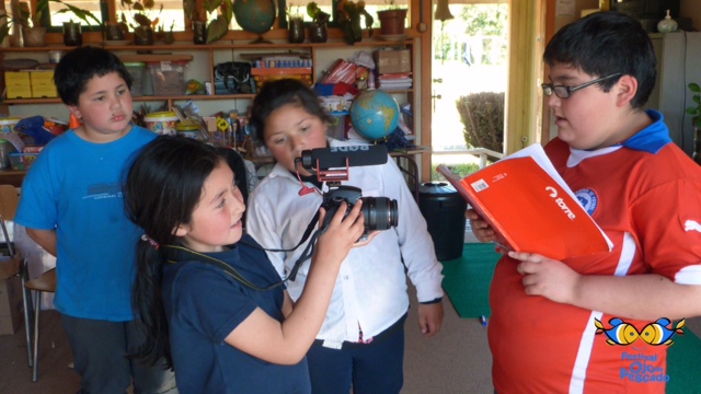Festival de Cine Infantil «Ojo de Pescado» creará videoteca infantil inédita con las creaciones de los niños de todo Chile Festival de Cine Infantil «Ojo de Pescado» creará videoteca infantil inédita con las creaciones de los niños de todo Chile