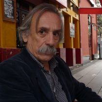 Miguel Vicuña, poeta y filósofo: “La parálisis política es parte de la condición miserable y desintegrada en que se encuentra Chile”