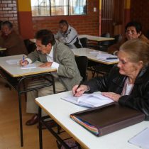 Universidad para tercera edad de Bolivia abre nuevos horizontes para abuelos