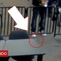[VIDEO] Un descuido desafortunado: el hombre al que se le cayó una bolsita de cocaína ante el juez