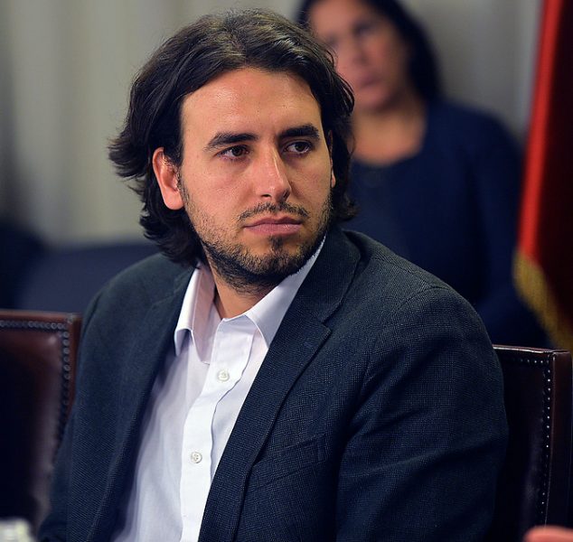 Mirosevic: “Quienes defendieron una Constitución hecha bajo dictadura, tienen el deber moral de participar de un proceso constituyente” Mirosevic: “Quienes defendieron una Constitución hecha bajo dictadura, tienen el deber moral de participar de un proceso constituyente