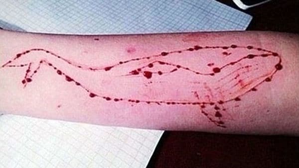 Las señales de alerta para detectar si tu hijo ha caído en el juego de la ballena azul Las señales de alerta para detectar si tu hijo ha caído en el juego de la ballena azul