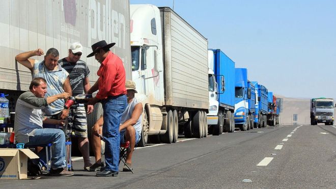 Los millonarios negocios que hay entre Chile y Bolivia (más allá de sus disputas territoriales) Los millonarios negocios que hay entre Chile y Bolivia (más allá de sus disputas territoriales)