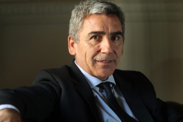 La frialdad de Peña para retratar la precarizada sociedad chilena La frialdad de Peña para retratar la precarizada sociedad chilena
