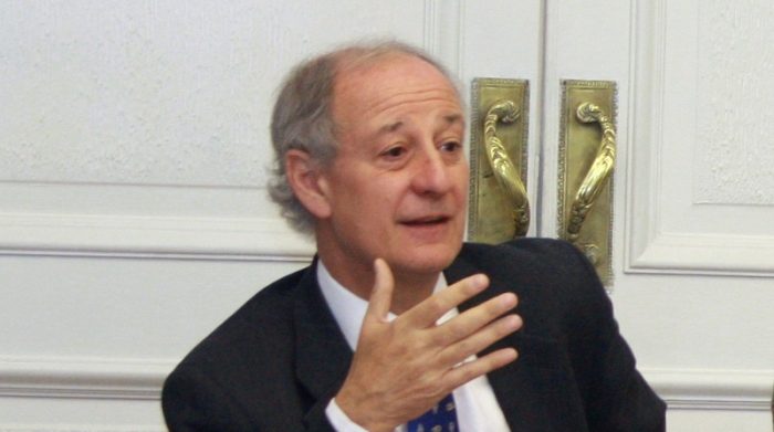 El “ninguneo” del presidente del Consejo Asesor de LyD hacia Boric y todos los parlamentarios El “ninguneo” del presidente del Consejo Asesor de LyD hacia Boric y todos los parlamentarios
