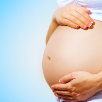 Postergación del embarazo en Chile: los riesgos y cuidados de esta tendencia