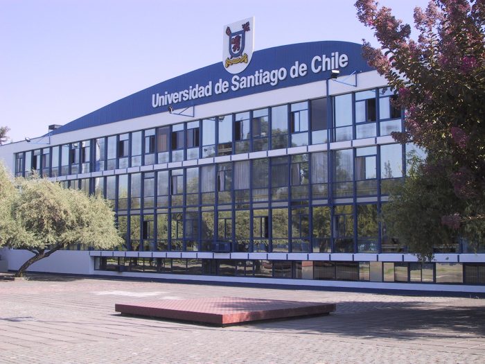 Nuevas denuncias de acoso sexual en universidades: estudiantes de Historia de la Usach acusan a dos profesores Nuevas denuncias de acoso sexual en universidades: estudiantes de Historia de la Usach acusan a dos profesores