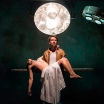 Cartelera Urbana: 99 La Morgue, una obra emblemática del teatro chileno