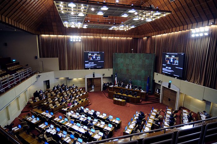 Diputados dilatan votación de proyecto de ley que busca entregar atribuciones al Ministerio Público en medio de operación impunidad del SII Diputados dilatan votación de proyecto de ley que busca entregar atribuciones al Ministerio Público en medio de operación impunidad del SII