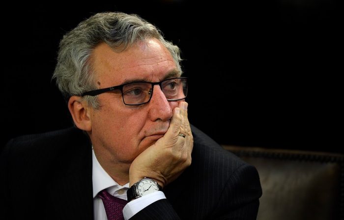 Vivaldi en picada contra el acuerdo del Mineduc con la Universidad Católica por el AFI: «Se ve muy fea una movida para darles más a las Universidades que tienen más» Vivaldi en picada contra el acuerdo del Mineduc con la Universidad Católica por el AFI: