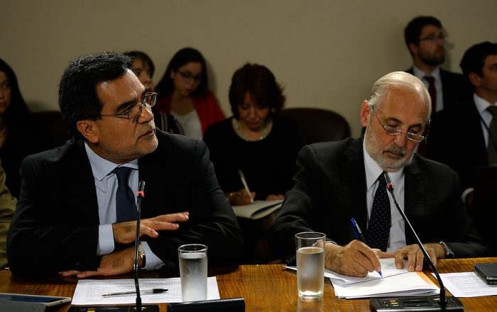 Barraza vuelve a defender el perdonazo del SII y critica al Ministerio Público: «La fiscalía no ha tenido la capacidad de formalizar» Barraza vuelve a defender el perdonazo del SII y critica al Ministerio Público: