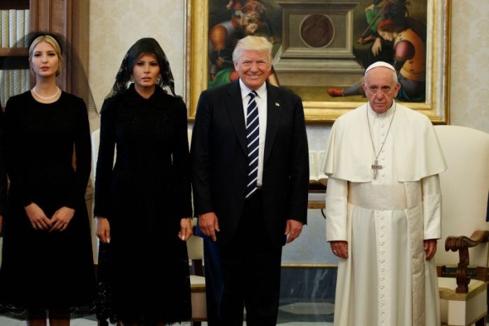 La cara del Papa Francisco lo dice todo tras conocer a Donald Trump