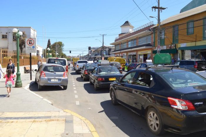 Por cobros y tarifas inexactas Municipalidad de Quintero deja sin efecto concesión de estacionamientos