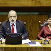 Ministro Valdés torpedea proyecto que quita al SII exclusividad en acción penal por delitos tributarios