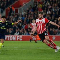 [VIDEO] El golazo de Alexis Sánchez que abrió la cuenta para el Arsenal frente al Southampton por la Premier League