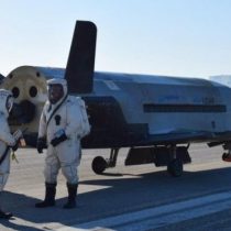 X-37B, el dron espacial de la NASA que regresó de una misteriosa misión de 2 años y provocó una explosión sónica