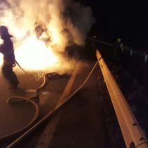 Ataque incendiario terminó con un camión quemado entre Bío Bío y La Araucanía