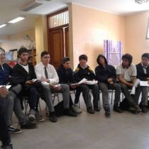 Cambiando la mentalidad: colegios de hombres se organizan contra el machismo