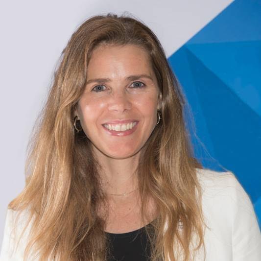 Ejecutiva chilena obtiene premio internacional por fomentar la innovación y el emprendimiento femenino Ejecutiva chilena obtiene premio internacional por fomentar la innovación y el emprendimiento femenino
