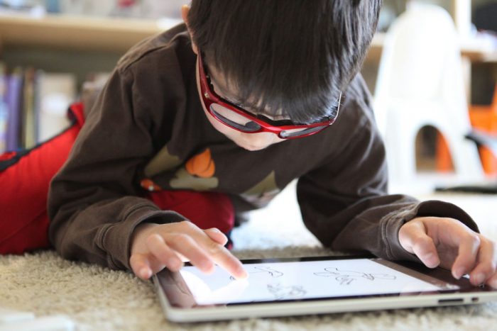 Uso de tecnología en la infancia Uso de tecnología en la infancia