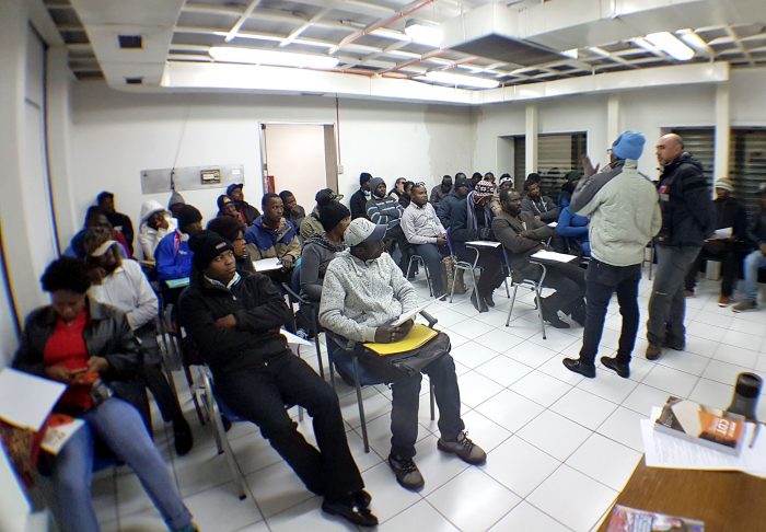 Denuncian que mujer haitiana fue internada en un hospital psiquiátrico y separada de su hijo Denuncian que mujer haitiana fue internada en un hospital psiquiátrico y separada de su hijo