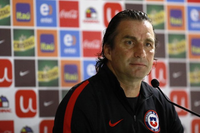Juan Antonio Pizzi entrega nómina definitiva de seleccionados que disputarán la Copa Confederaciones Juan Antonio Pizzi entrega nómina definitiva de seleccionados que disputarán la Copa Confederaciones