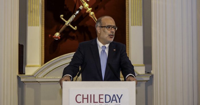 A la defensa de su legado: Valdés reconoce en Chile Day que «no da lo mismo quién gobierne» A la defensa de su legado: Valdés reconoce en Chile Day que