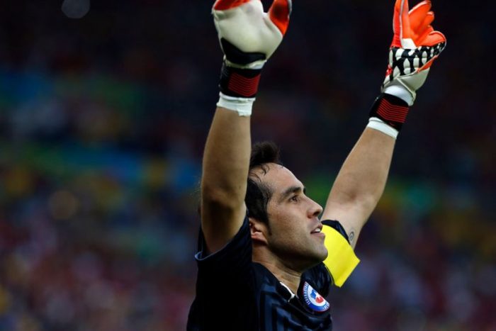 El regreso más esperado: Claudio Bravo vuelve a la selección para disputar amistoso ante Argentina El regreso más esperado: Claudio Bravo vuelve a la selección para disputar amistoso ante Argentina