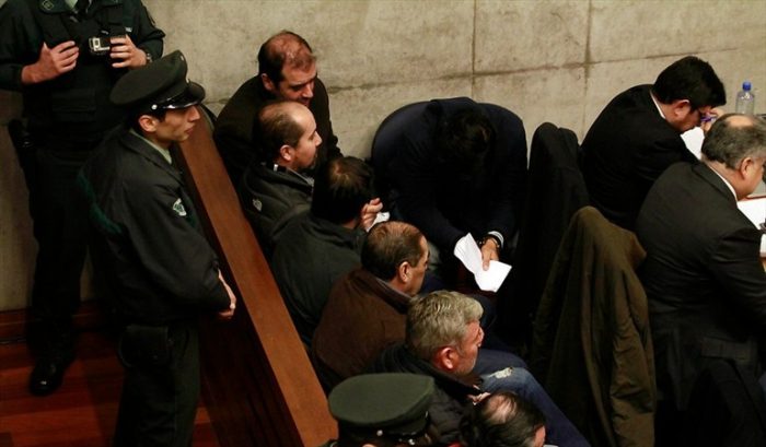 Fraude en Carabineros: ordenan prisión preventiva para 12 nuevos imputados Fraude en Carabineros: ordenan prisión preventiva para 12 nuevos imputados