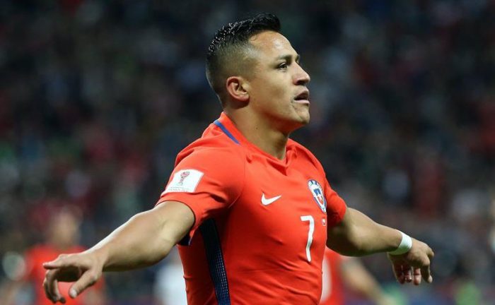 Alexis Sánchez supera a Salas como máximo goleador de la historia de Chile Alexis Sánchez supera a Salas como máximo goleador de la historia de Chile
