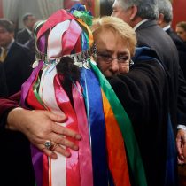 Bachelet a lo Aylwin: pide perdón por 