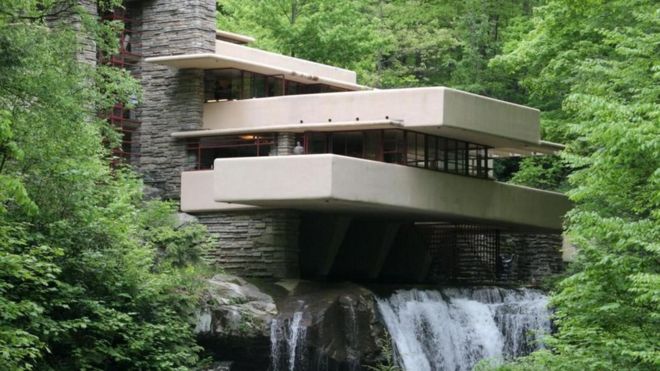 La increíble y polémica casa sobre una cascada de Frank Lloyd Wright, la “mejor obra de la arquitectura de Estados Unidos” La increíble y polémica casa sobre una cascada de Frank Lloyd Wright, la “mejor obra de la arquitectura de Estados Unidos”