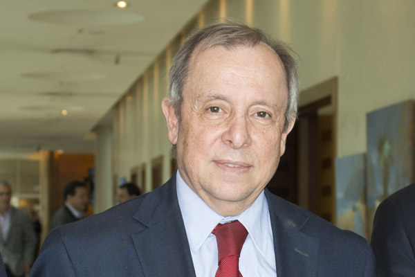 Presidente del gremio de las isapres justifica alza: apunta al pago de costas por juicios de los afiliados Presidente del gremio de las isapres justifica alza: apunta al pago de costas por juicios de los afiliados
